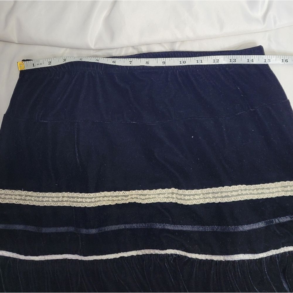 VINTAGE Y2K witchy black velvet tiered lace detail‎ whimsigoth midi skirt M - Picture 6 of 8